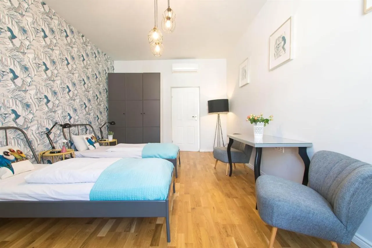 Krupnicza Modern Old Town Apartments - By Upstairs Krakow