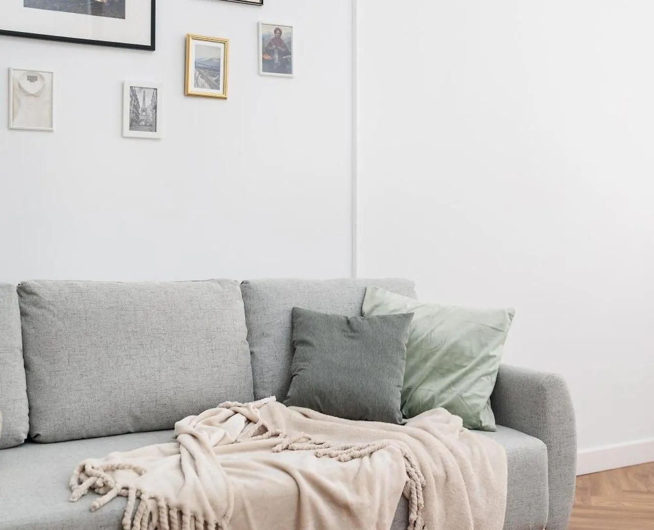 Krupnicza Modern Old Town Apartments - By Upstairs Krakow Poland