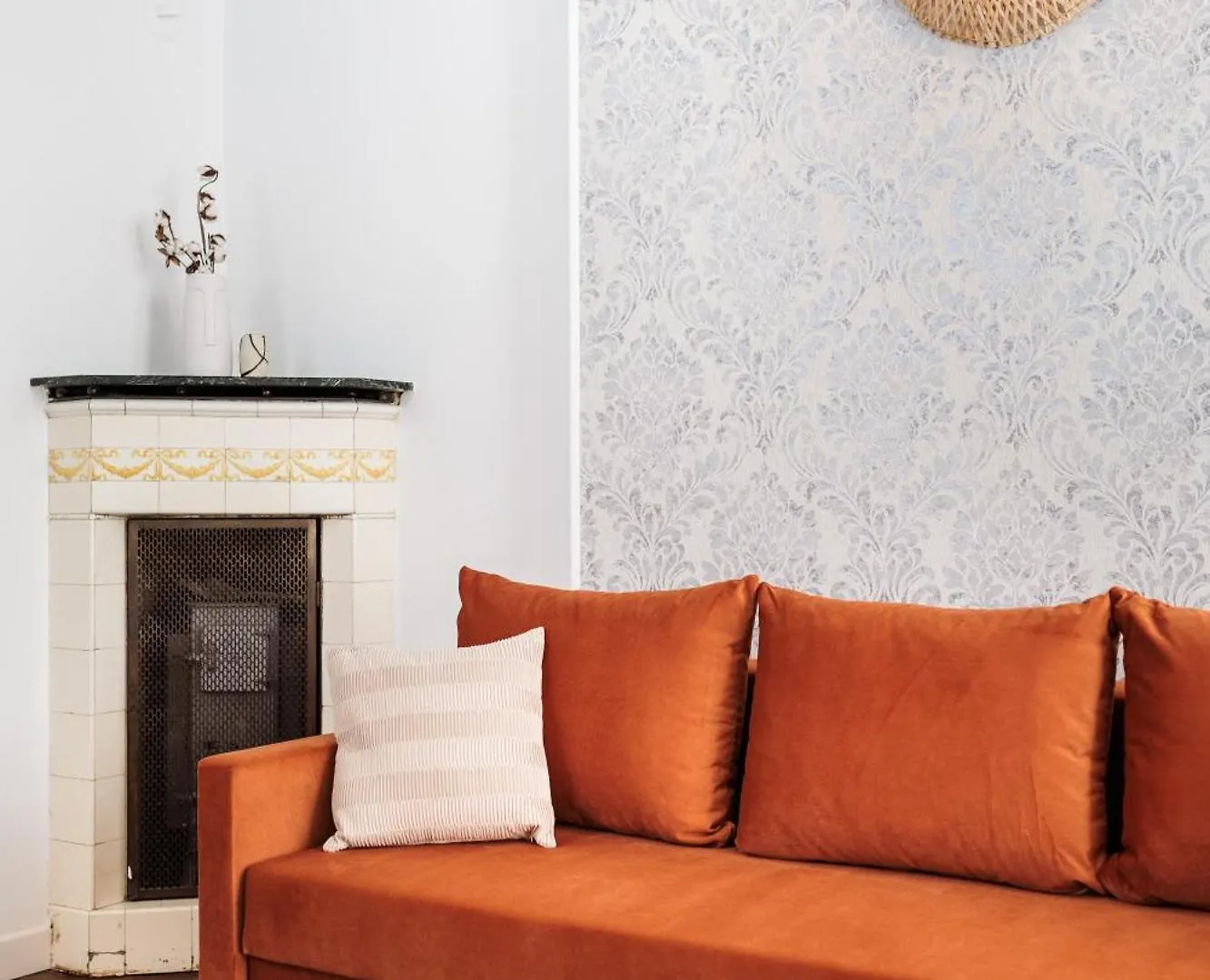 Krupnicza Modern Old Town Apartments - By Upstairs Krakow