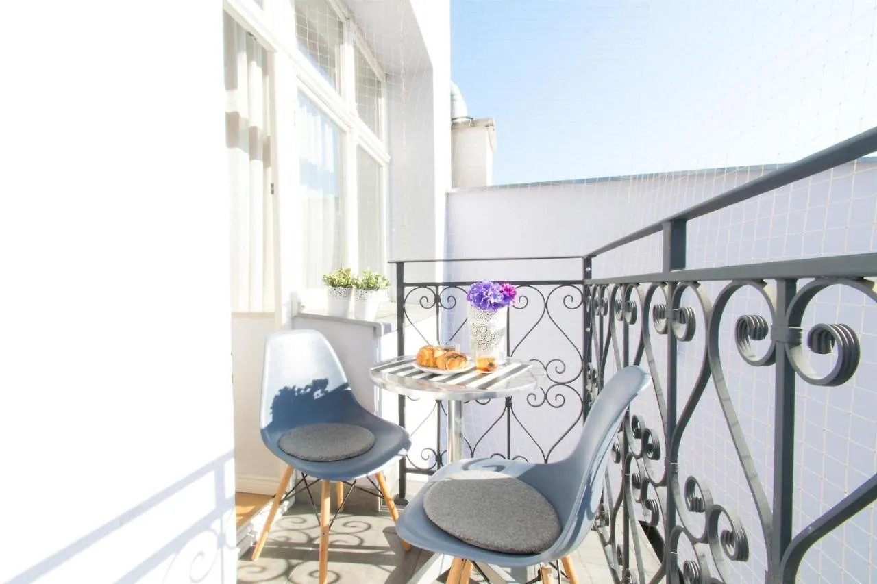 Krupnicza Modern Old Town Apartments - By Upstairs Krakow